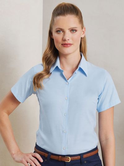Women's Signature Oxford Short Sleeve Shirt