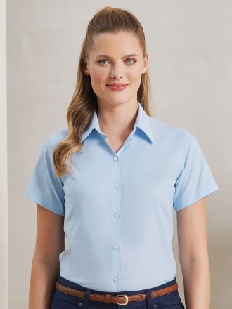 Women's Signature Oxford Short Sleeve Shirt