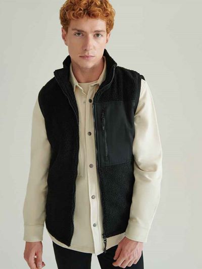 Front Row Recycled Sherpa Gilet