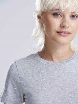 Girlie Tri-Blend Cropped T-shirt