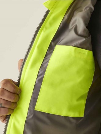 Regatta High Visibility Two Tone Thermal Baffle Bodywarmer