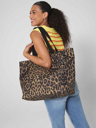 BagBase Leopard Print Carryall Tote Bag
