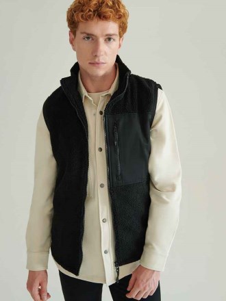 Front Row Recycled Sherpa Gilet